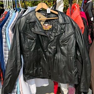 Women’s Small Leather Harley Davidson jacket